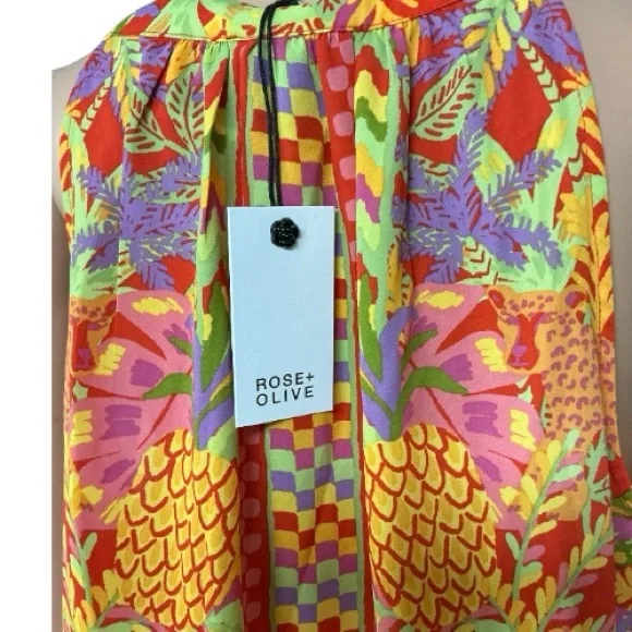 Rose & Olive - NWT - Colorful Sleeveless Boho Blouse - Picture 2 of 4